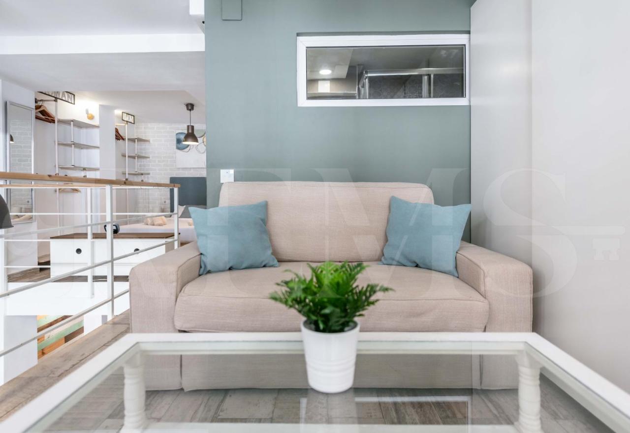Bright Duplex Loft Next To The City Center By Rems Malaga Bagian luar foto