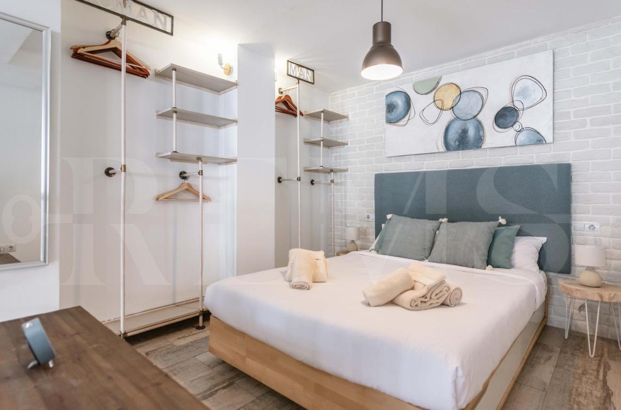 Bright Duplex Loft Next To The City Center By Rems Malaga Bagian luar foto