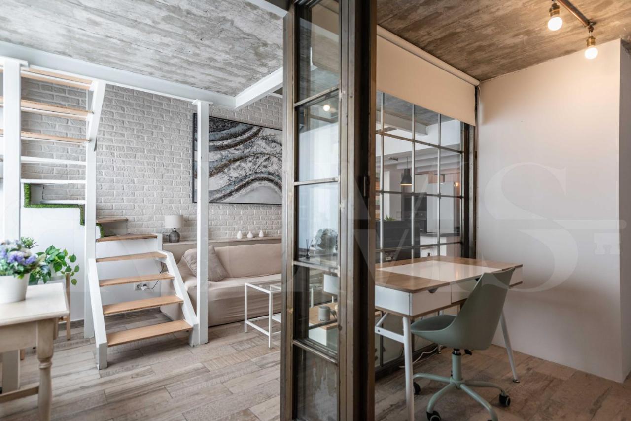 Bright Duplex Loft Next To The City Center By Rems Malaga Bagian luar foto