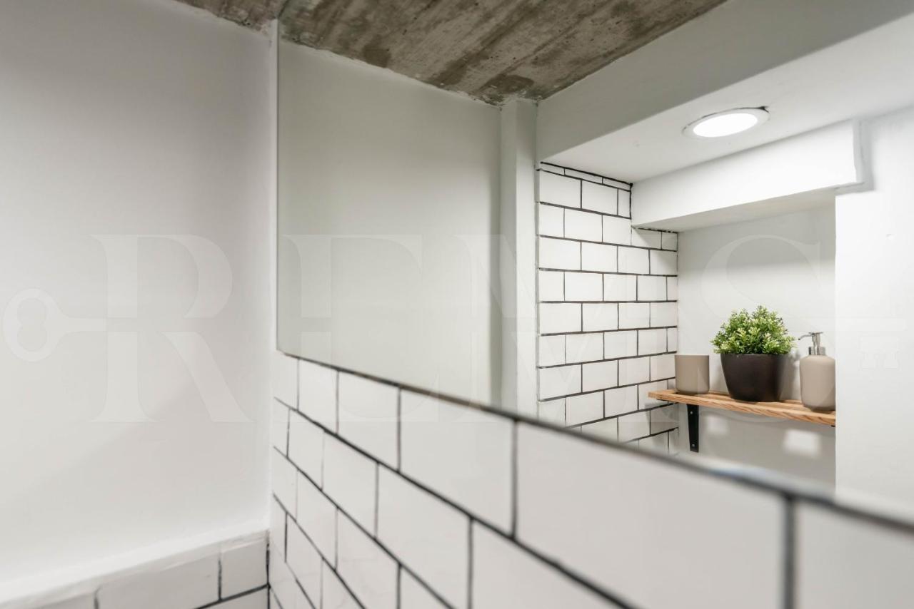 Bright Duplex Loft Next To The City Center By Rems Malaga Bagian luar foto
